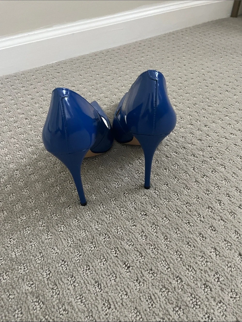 Steve Madden Cobalt Patent Pointed-Toe Pumps size 8 new in box - Picture 3 of 5